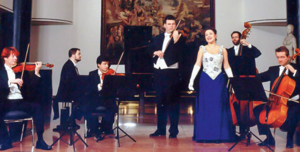 <span class='langTitel'>Champagner<br />zum Neuen Jahr</span><span class='kurzTitel'>Champagner zum Neuen Jahr</span>