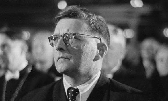 <span class='langTitel'>Dmitri Schostakowitsch<br
/>Musik trotz allen Leides</span><span
class='kurzTitel'>Musik trotz allen Leides</span