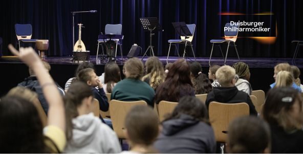 klasse.klassik: Viel Applaus für „Hör mal ein Buch“ und Saz4teens
